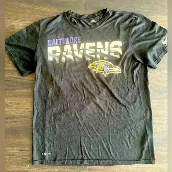 Nike Men's Active T-shirt Black Medium Baltimore Ravens Multiple Wears - Picture 1 of 4
